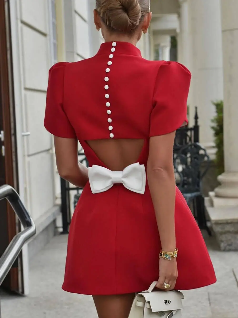 Moment Slit Short Sleeve Backless Mini Dress