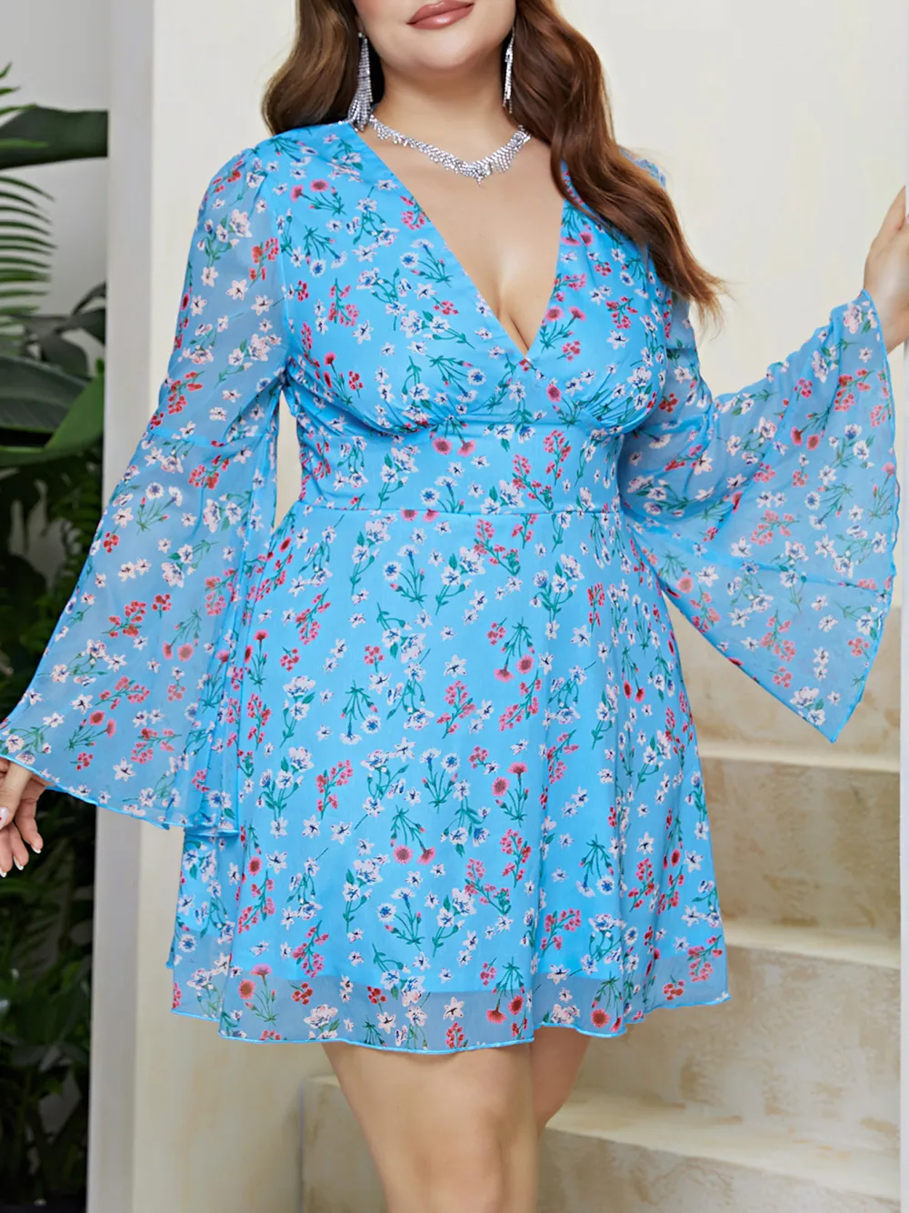 New V Neck Dress Sexy Floral Trumpet Sleeve A Line Dress