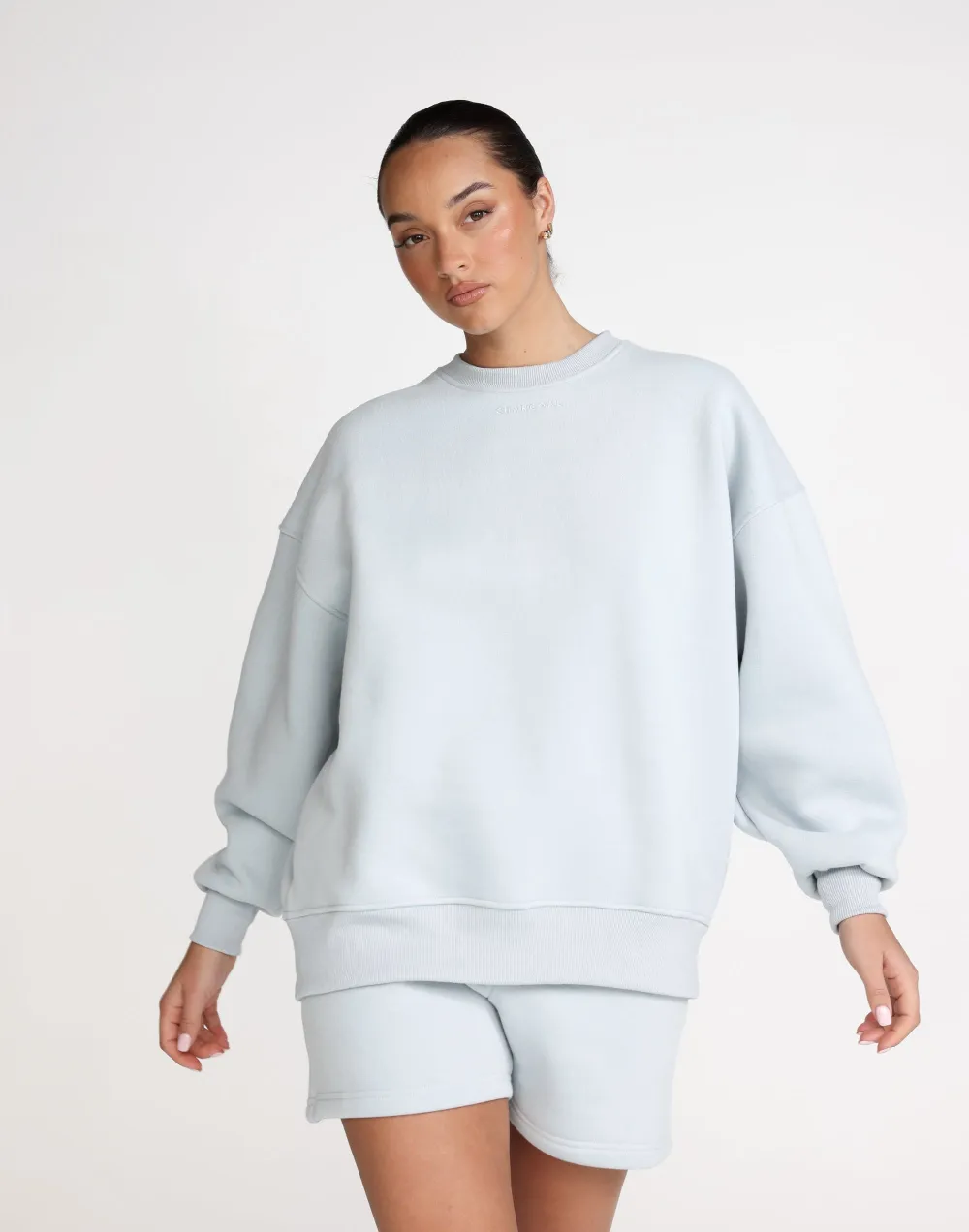 Ellis Sweatshirt (Baby Blue)