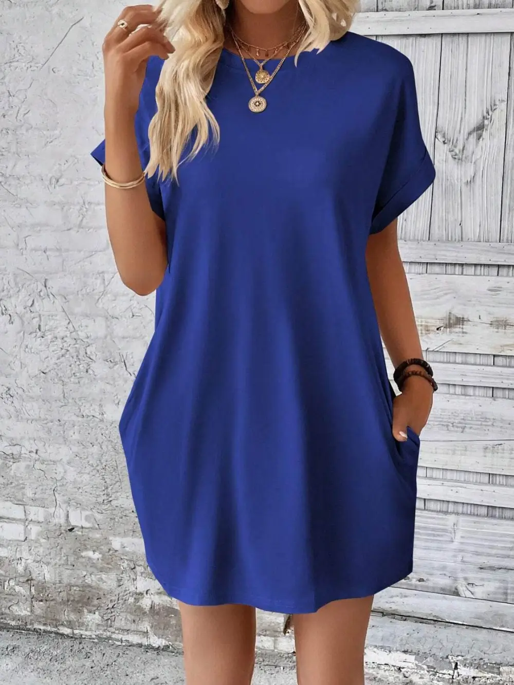 Relaxed Round Neck Short Sleeve Mini Dress