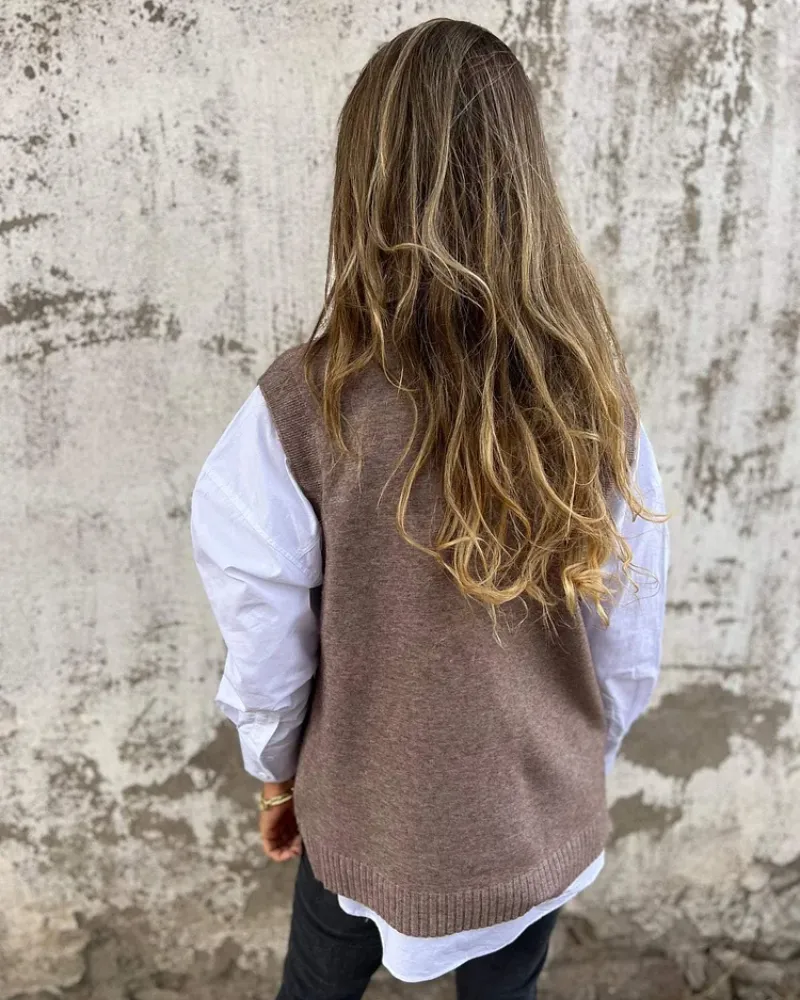 Weekend Sweater Vest