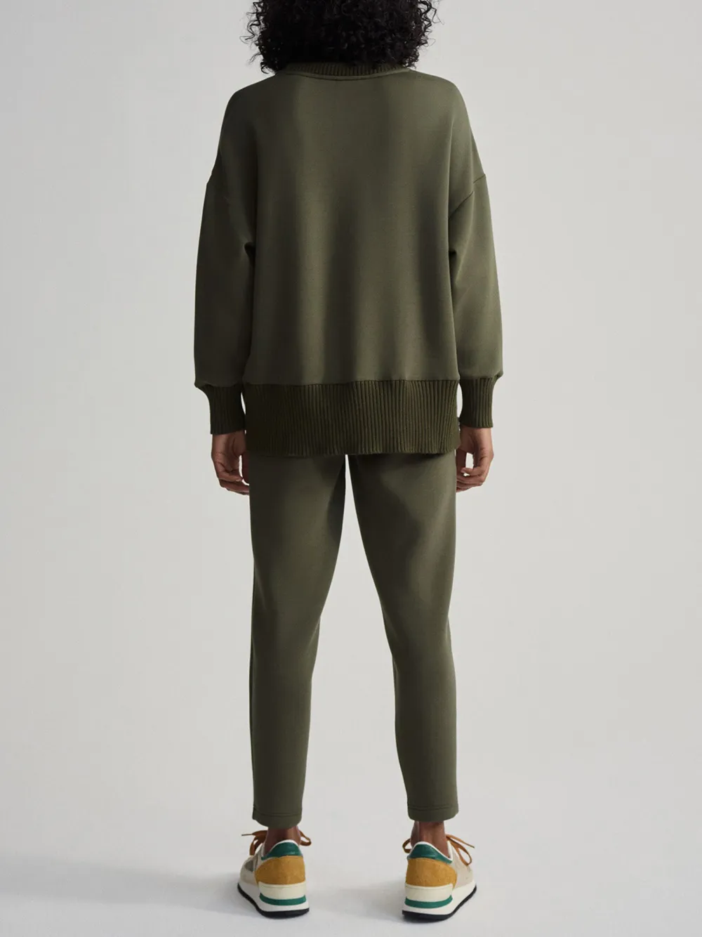 Elegant Turtleneck Textured Knit Sweatshirt