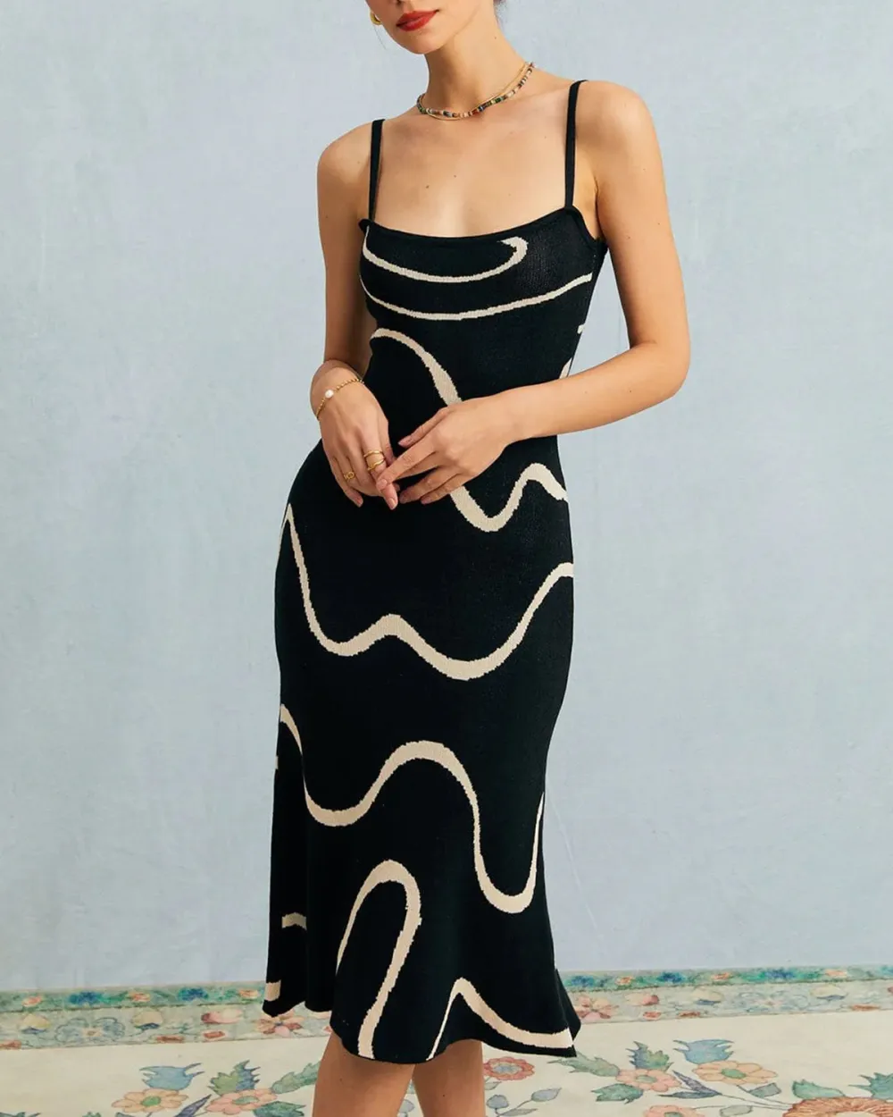 Slim Fit Black And White Dress