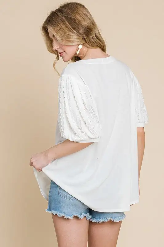 Brienna Top with Contrast Sleeves in White | URBAN ECHO SHOP