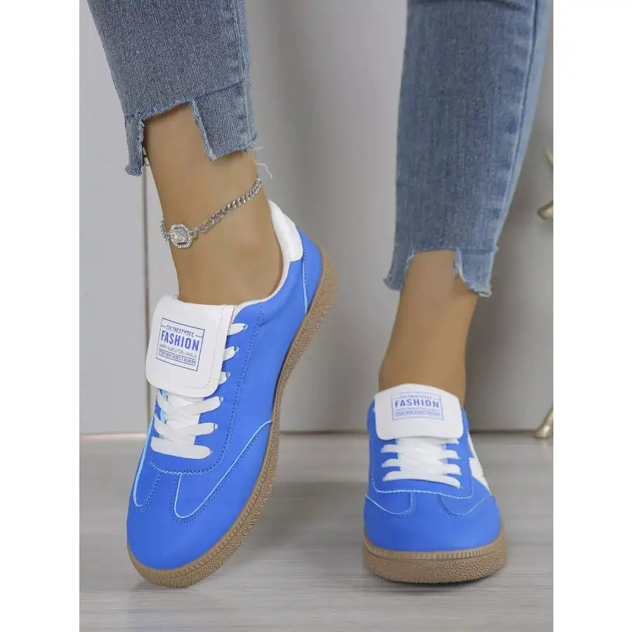 Round Toe Lace Up Sneakers