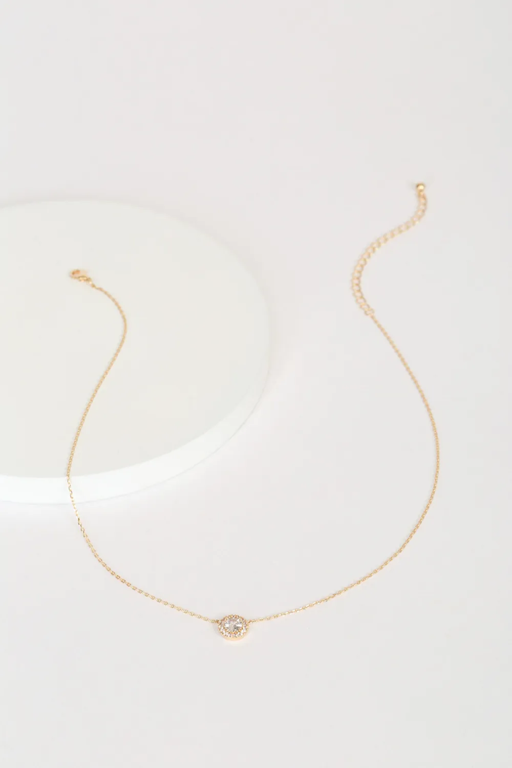 Luxurious And Exquisite Crystal Pendant Gold Necklace