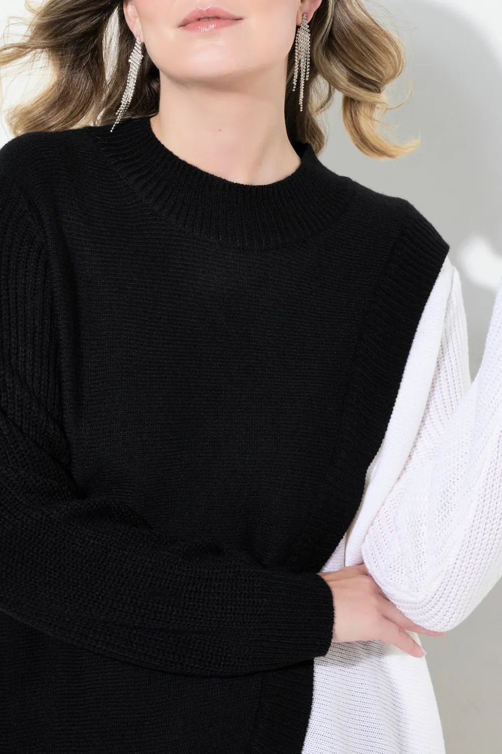 Splicing Round Neck Women's Sweater