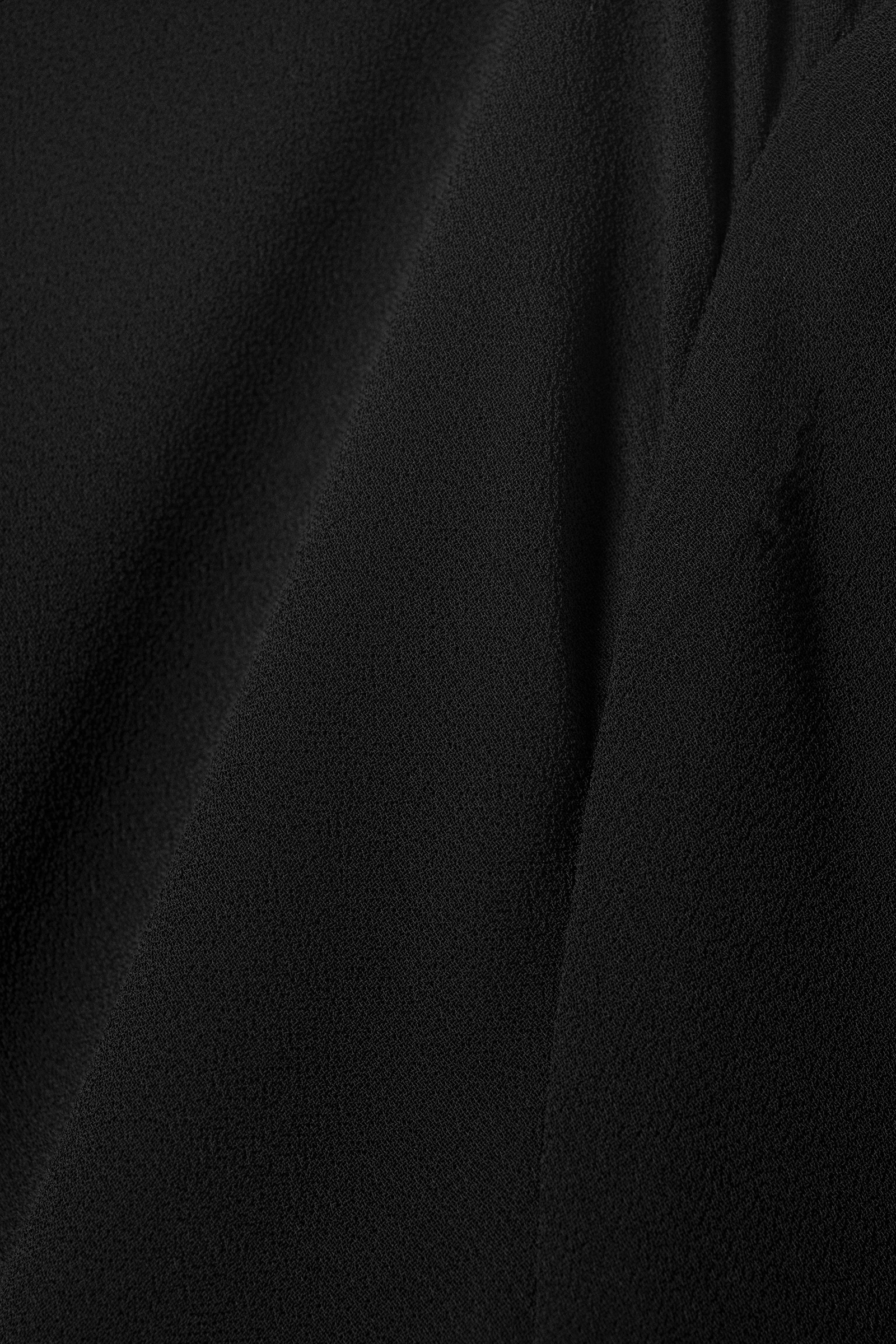 Asymmetric Hem Long Sleeve Blouse