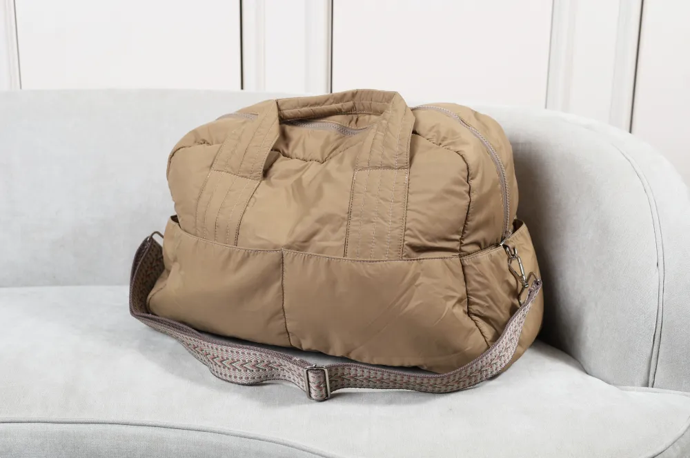 Refined Everyday Shoulder Bag