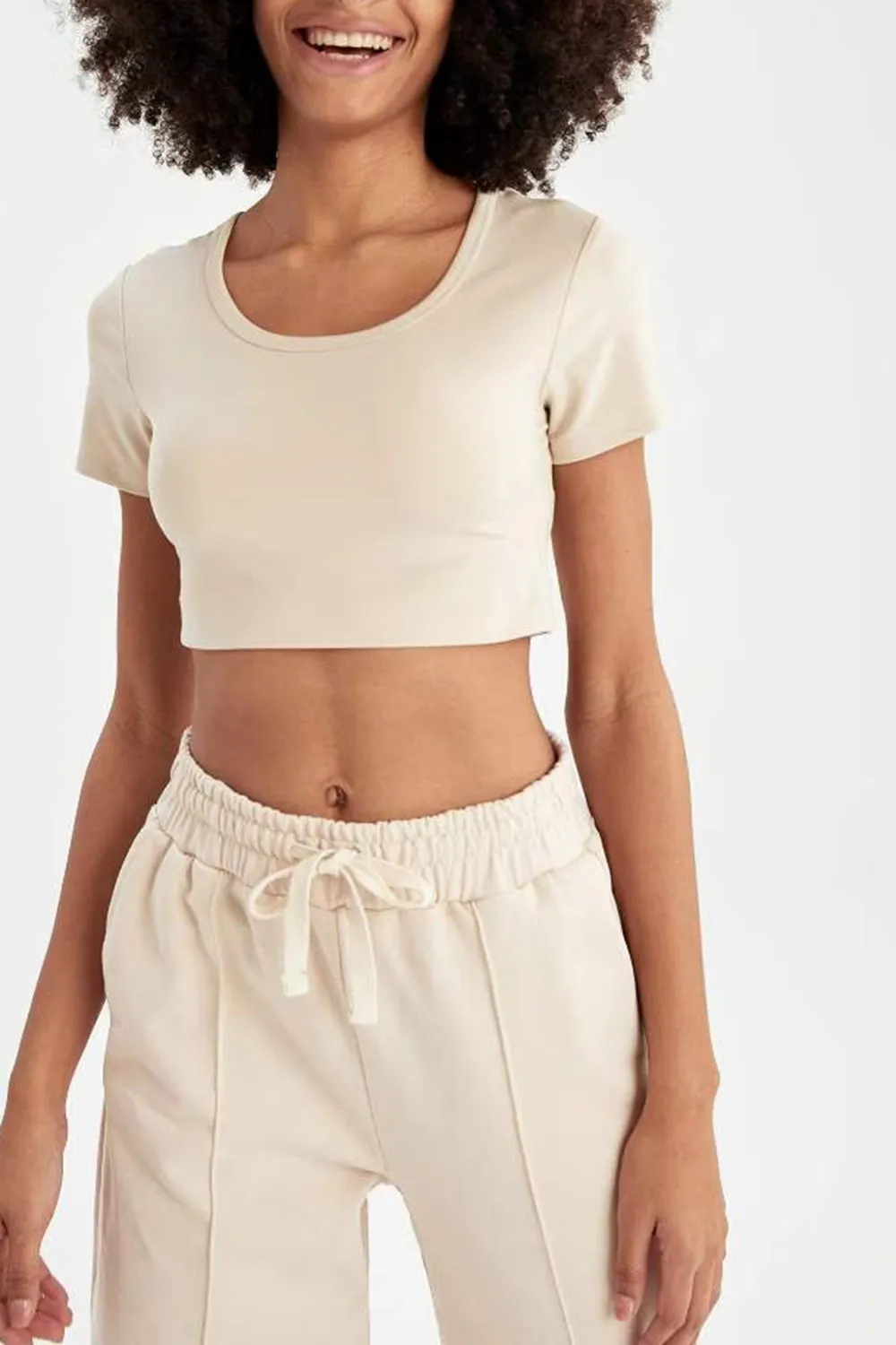 Elegant Crew Neck Solid Color T-Shirt