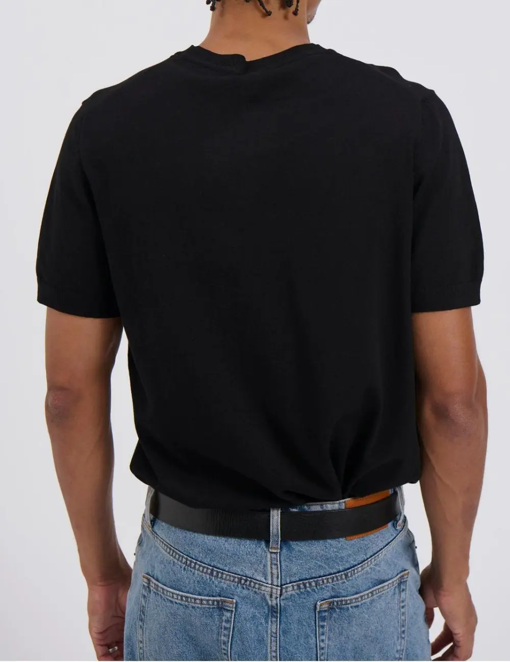 Simple Casual And Daily Comfortable Black Tee