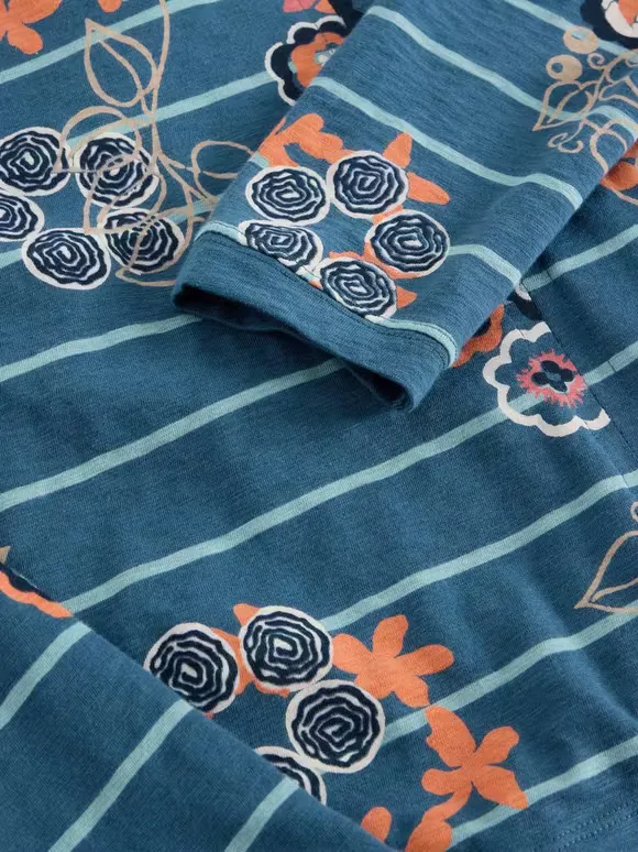 Art Graphic Long Sleeve T-Shirt