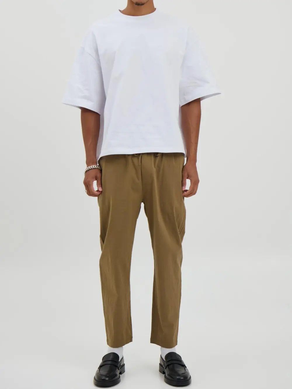 Simple And Comfortable Slim Khaki  Pant