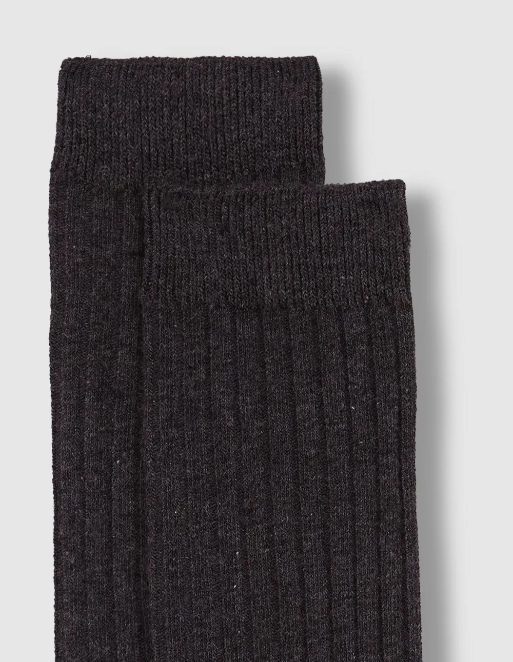 BASIC DARK GREY SOCKS