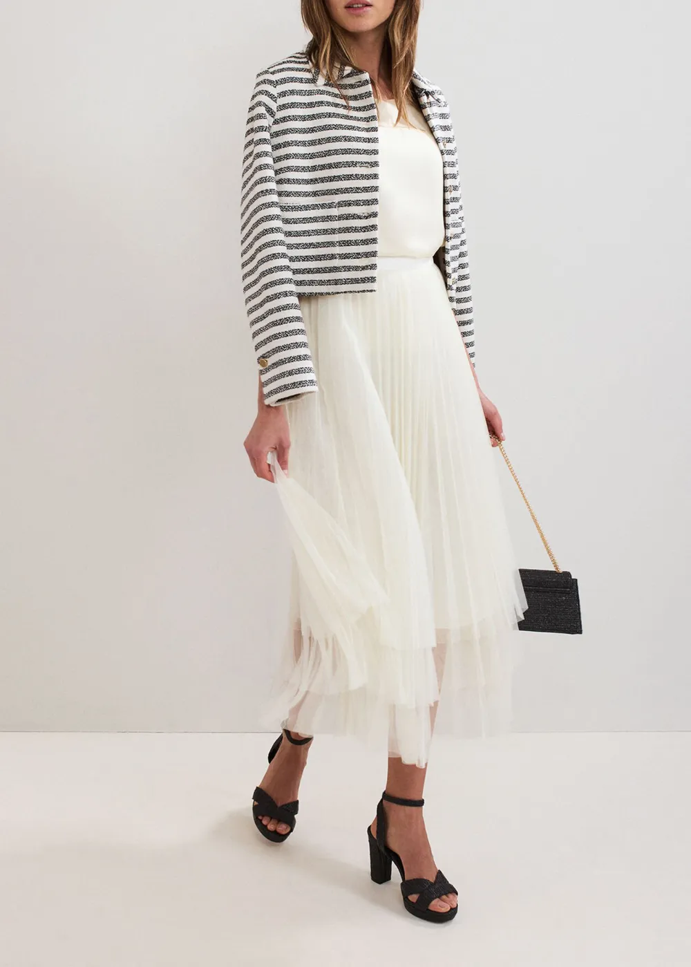 Solid-Color Pleated Net Skirt