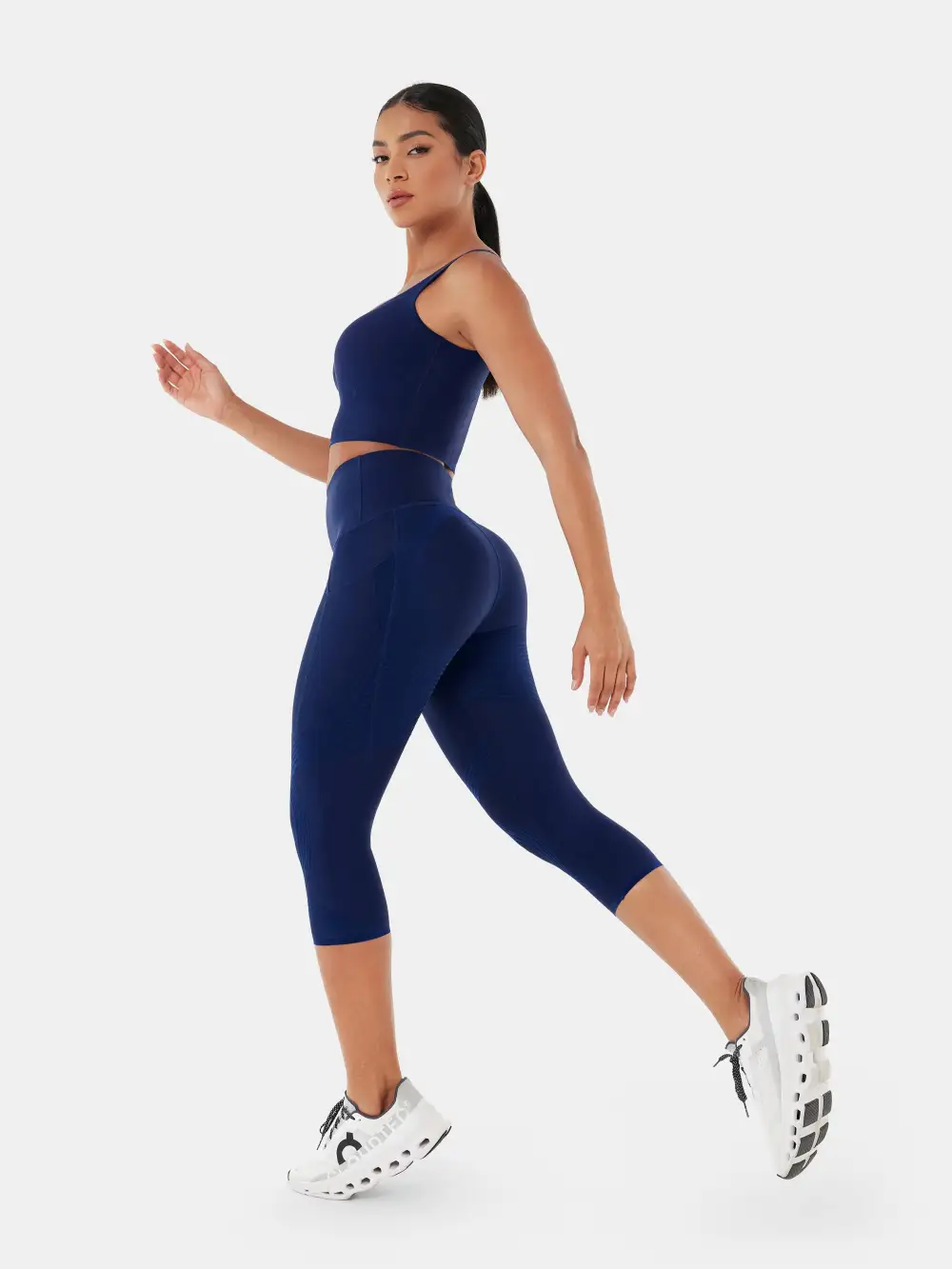 Body Sculpt Side Pocket Capri Leggings