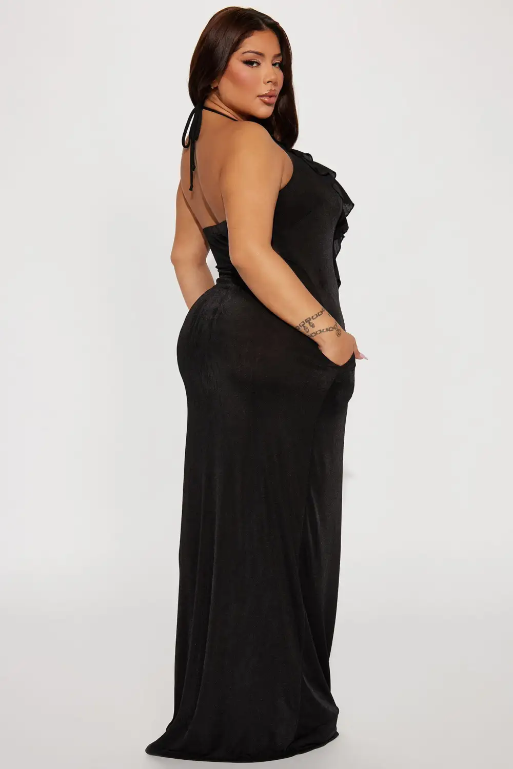 Cabo Slinky Maxi Dress - Black