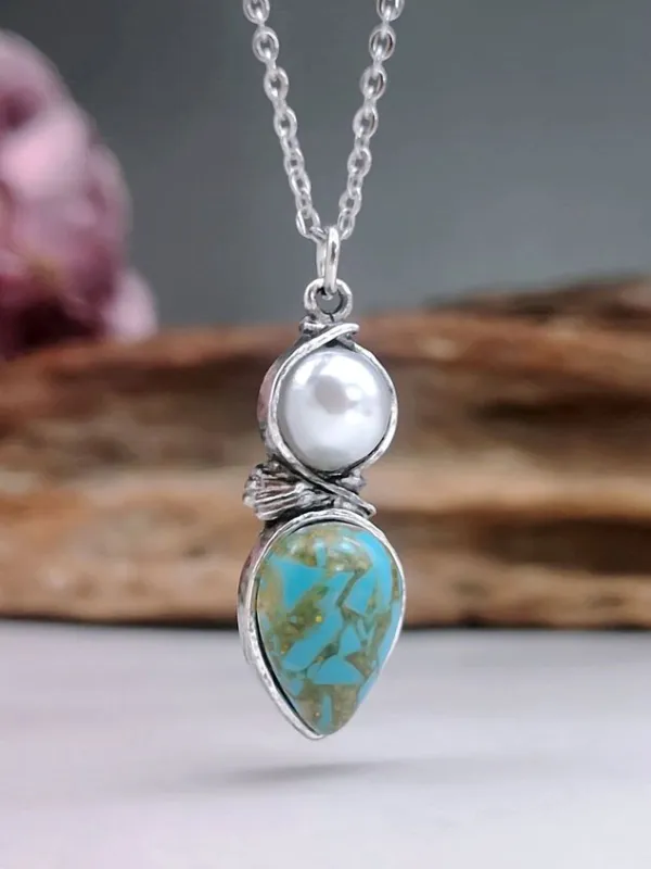 Drop Shaped Turquoise Imitation Pearl Pendant Necklace