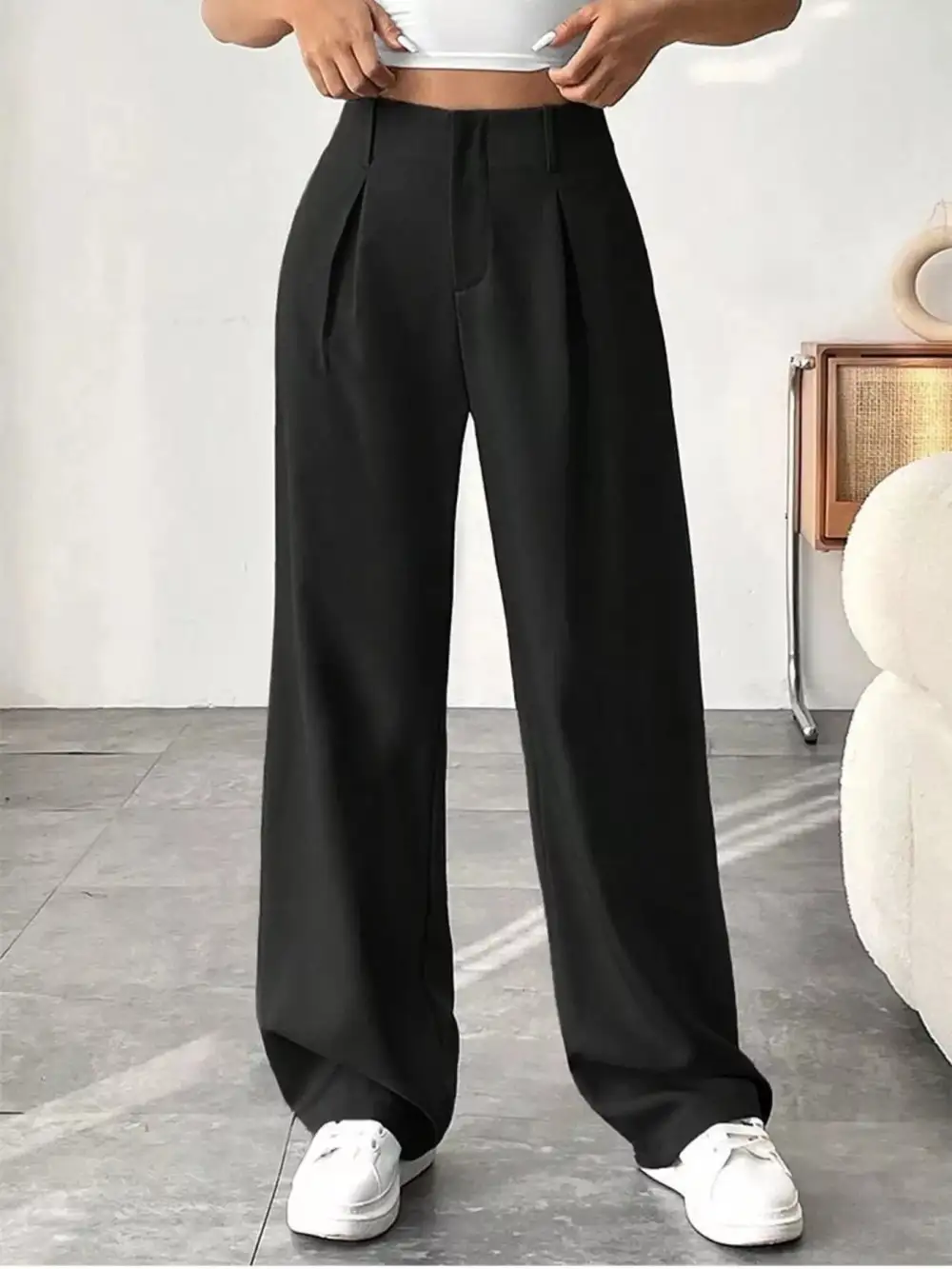Everyday Wide Leg Pleated Pants
