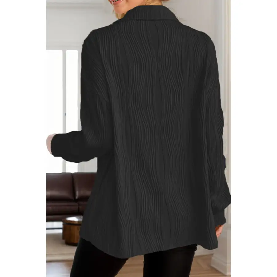 Relaxed Textured Collared Collared Shirt
