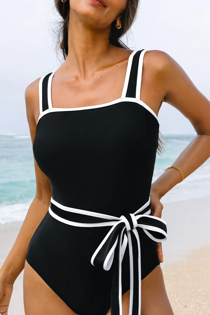 Colorblock Edge One Piece Swimsuit