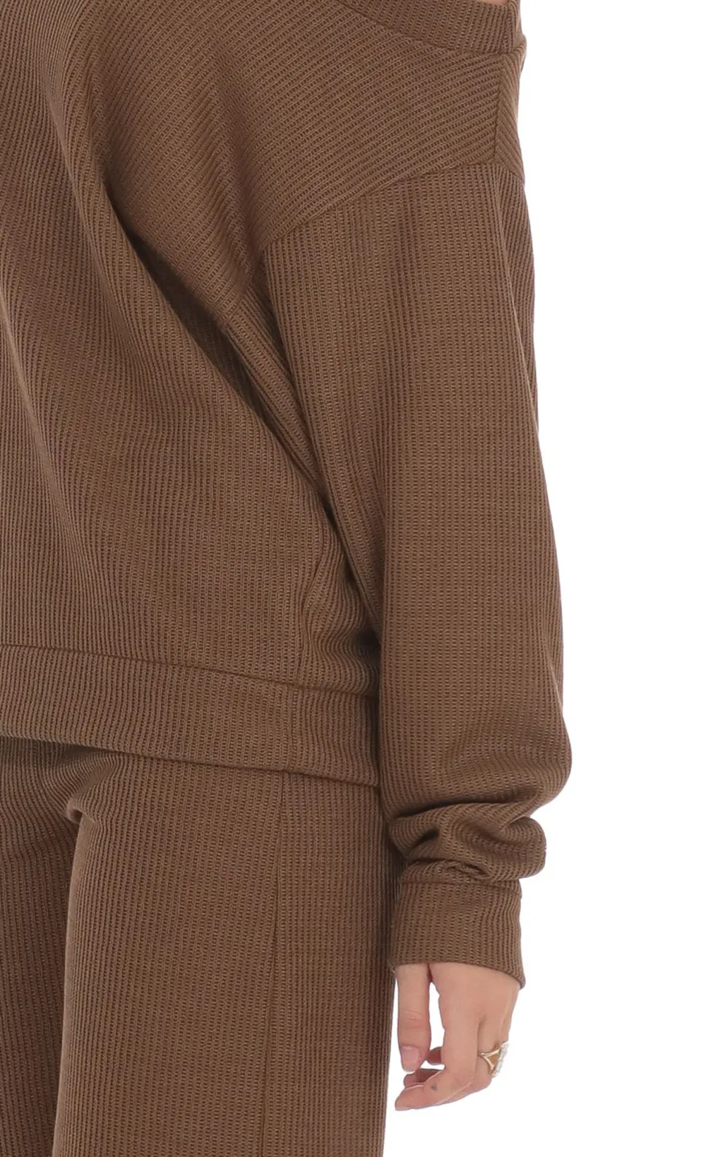Off Shoulder Knit Oversized Jumper In Brown