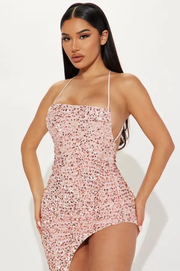 Starry Eyed Sequin Petite Maxi Dress - Pink