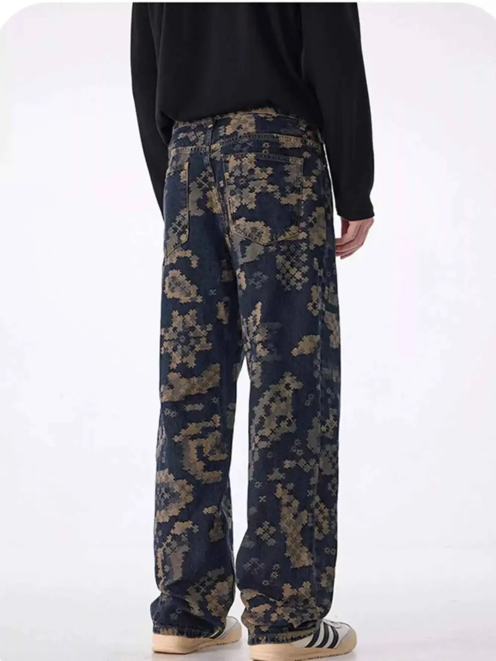 Printed Wide Leg Cargo Pants