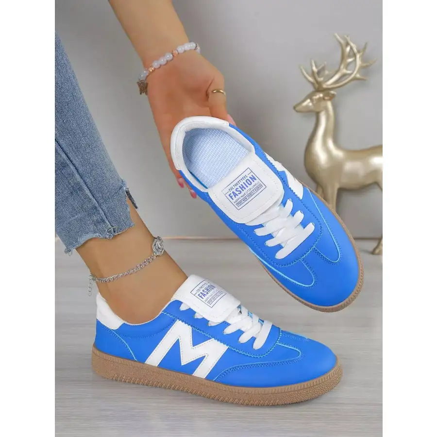 Round Toe Lace Up Sneakers