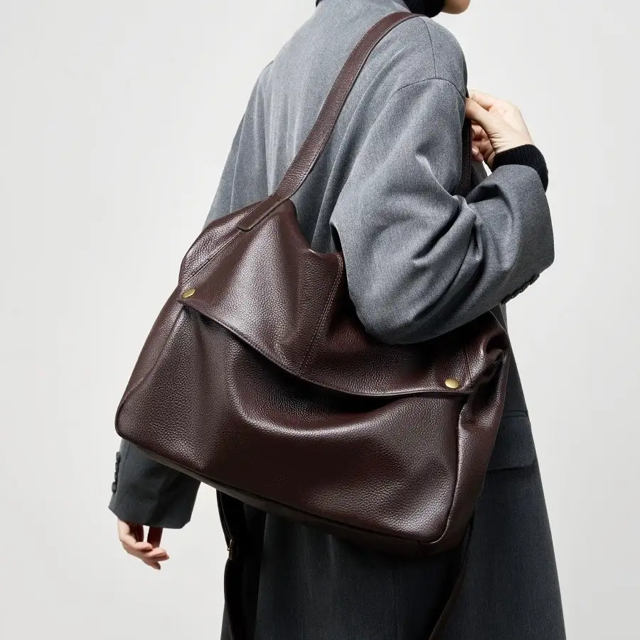 Structured Minimal Leather Handbag