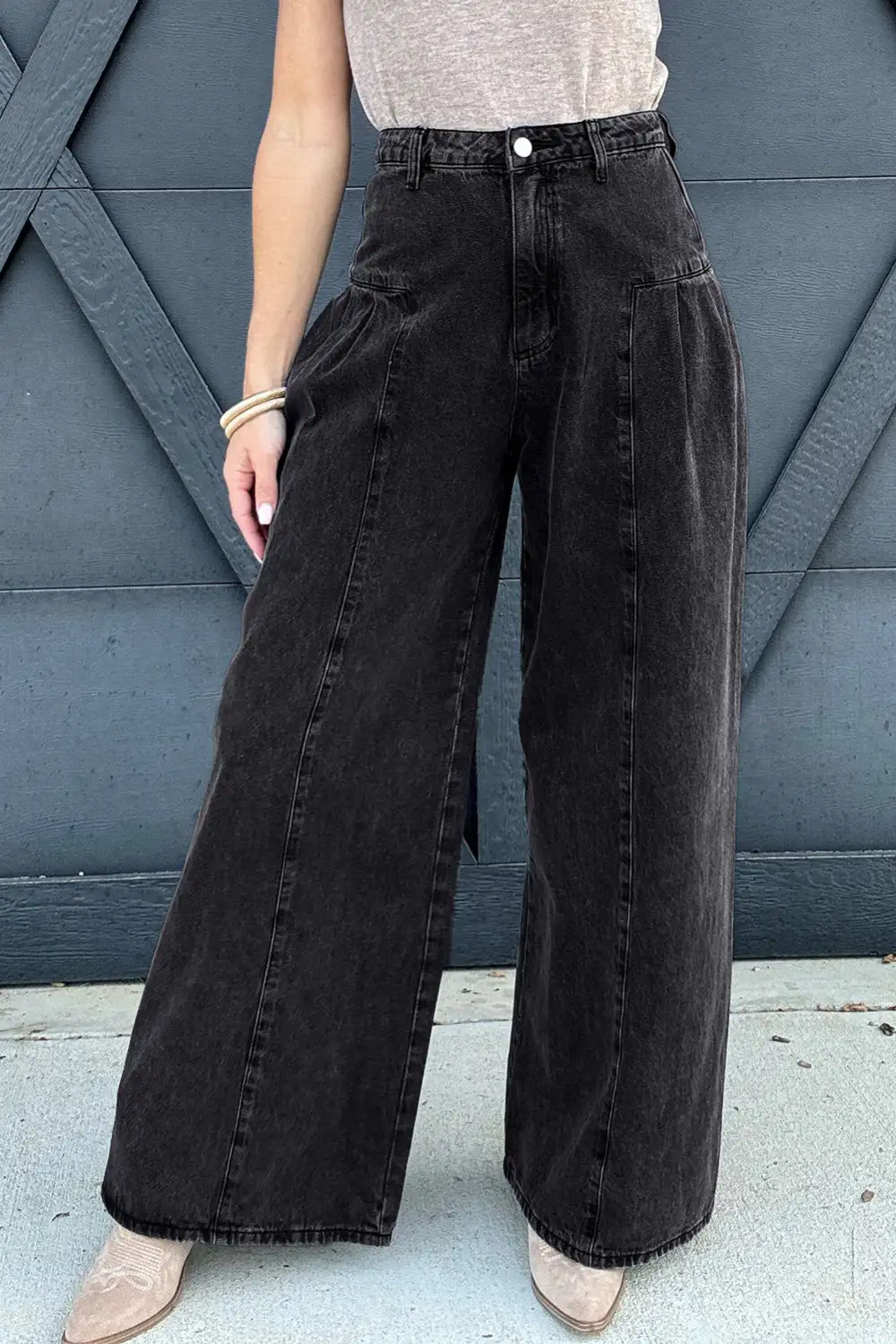 Wide Leg Pleated Mineral Jeans