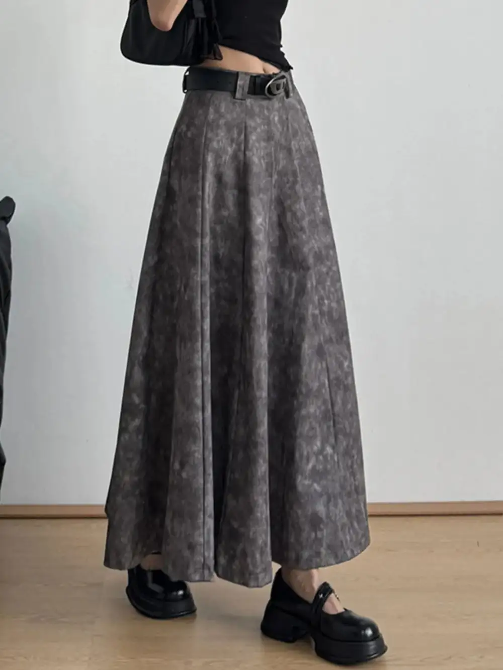 Wearable Line Skirt