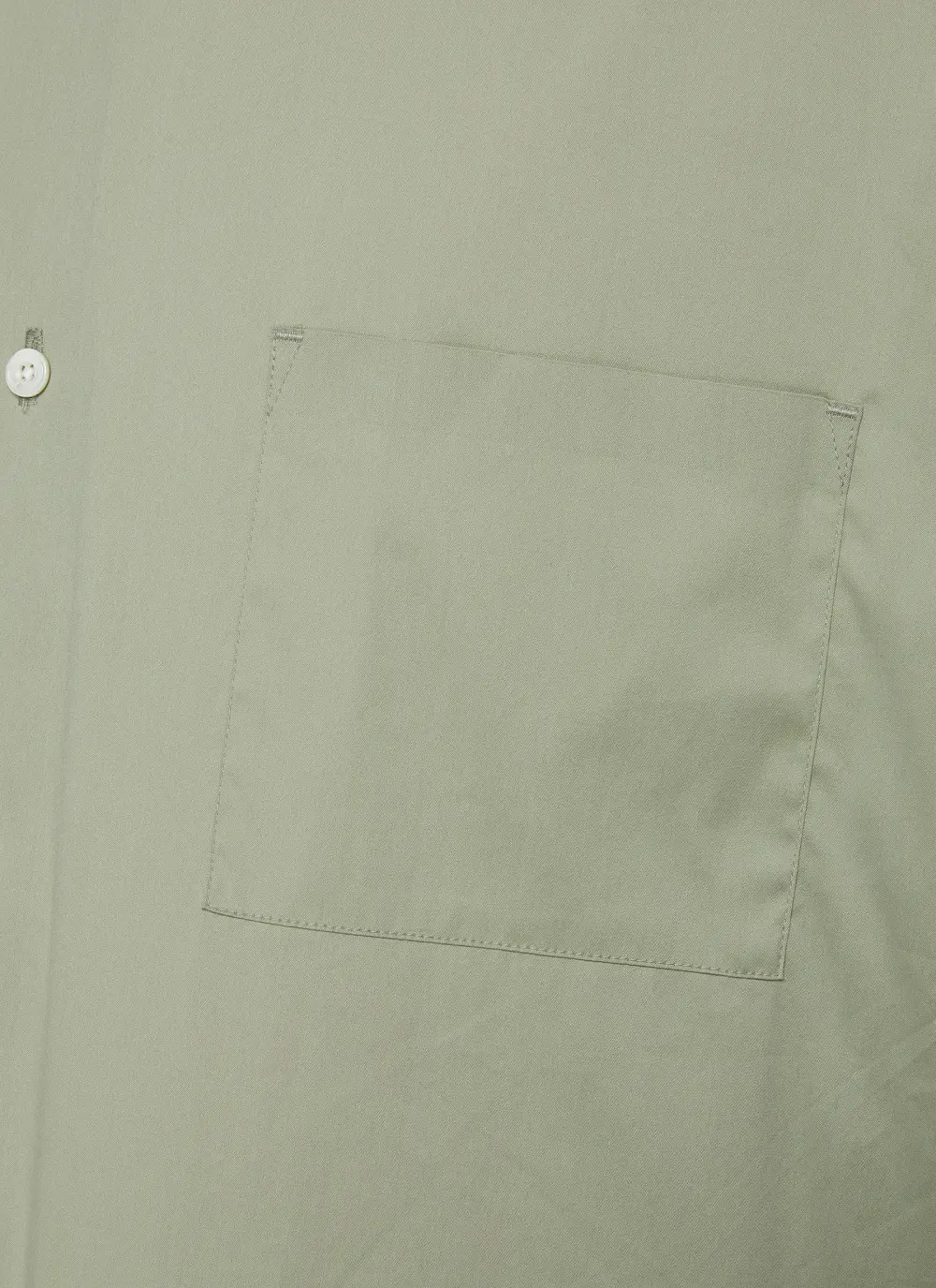 Versatile Relaxed Slim-Fit Button Green Shirt