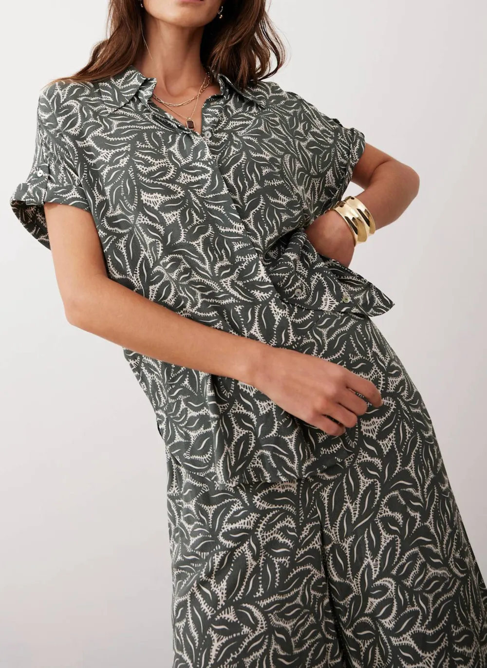 Casual Style Green Leaf Print Shirt
