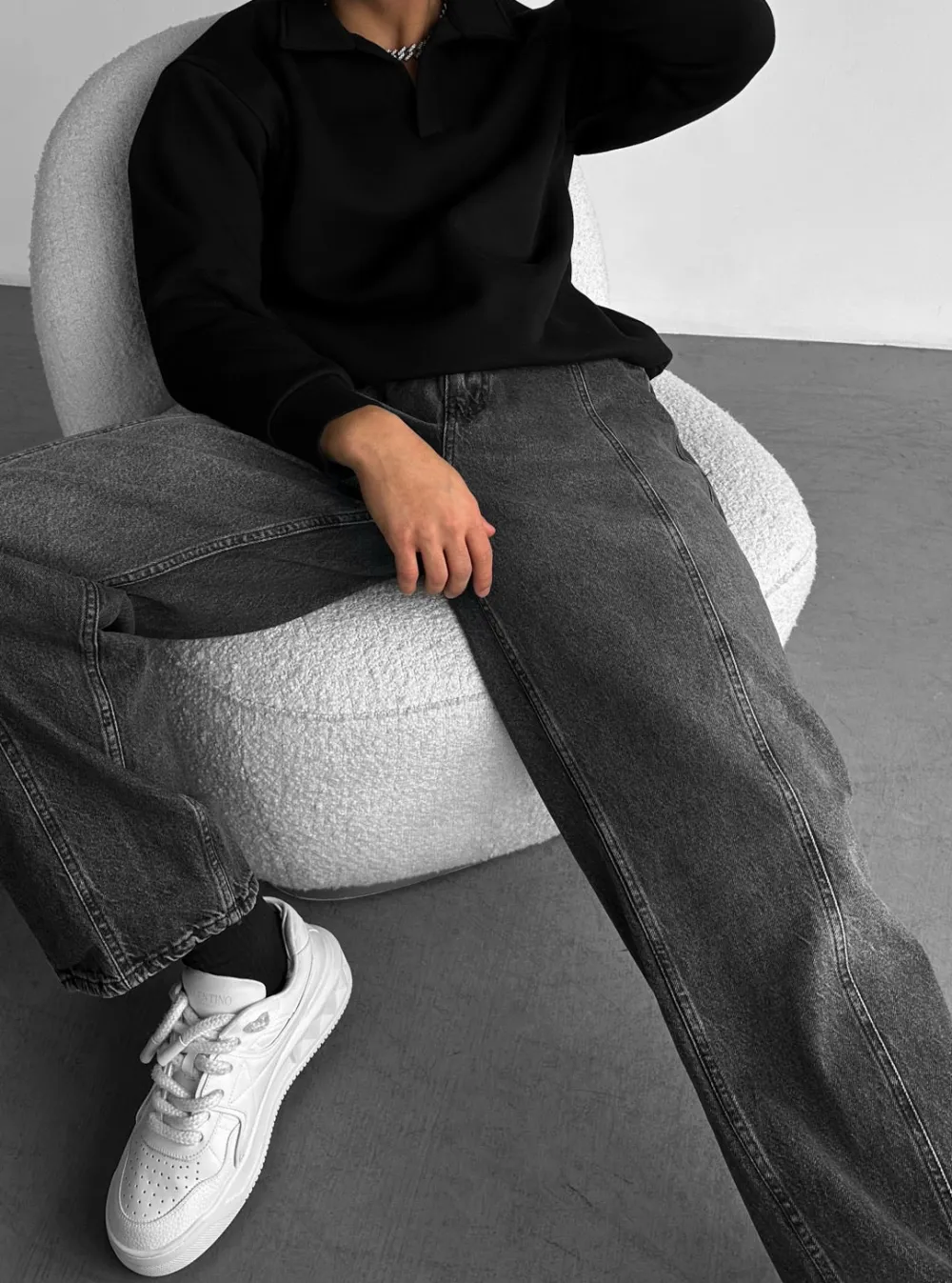 Modern Relaxed Core Sweatshirt