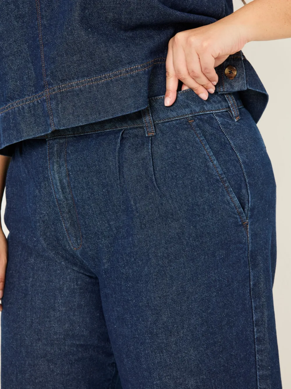 Arie Ink Wide Leg Jeans