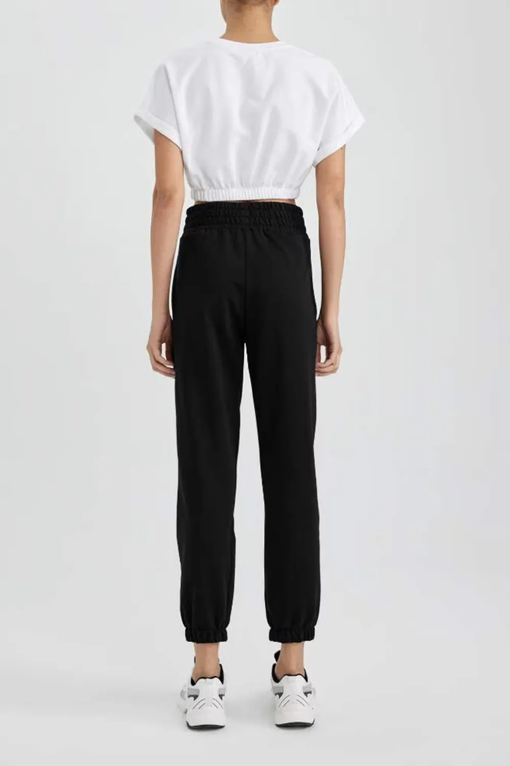 Black Standard Fit Jogger Sweatpants