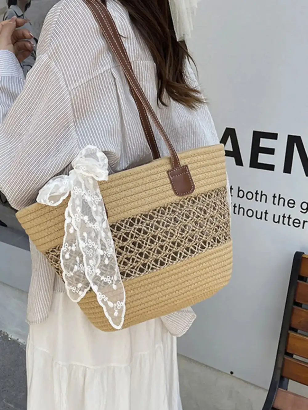 Everyday Woven Straw Shoulder Bag