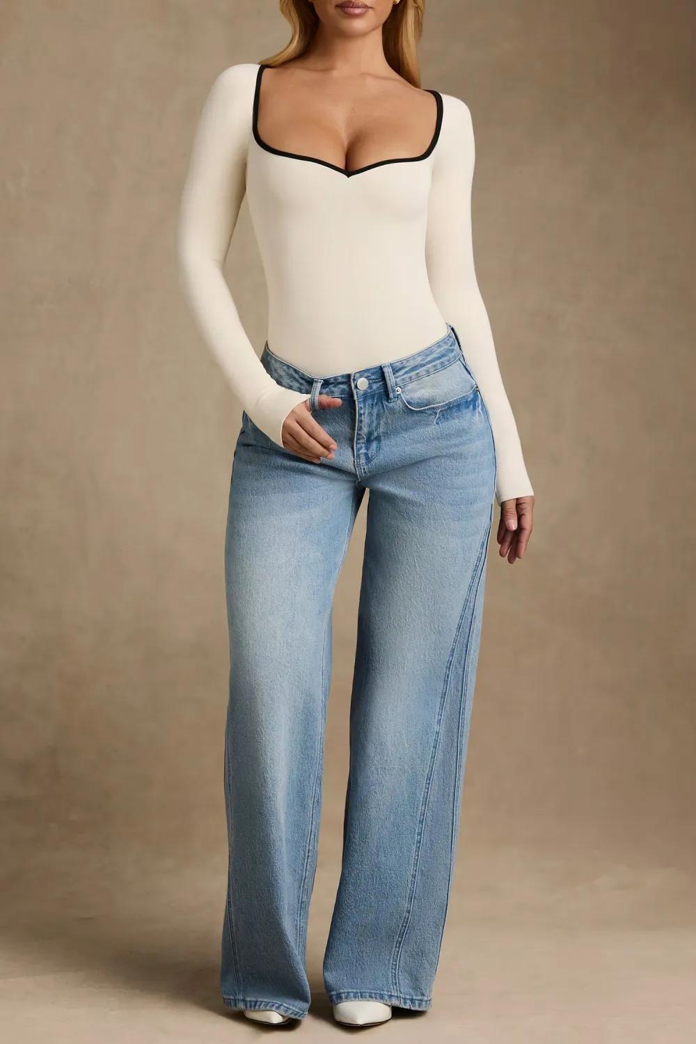 Sweet And Elegant Women's Long Sleeve Bodysuit