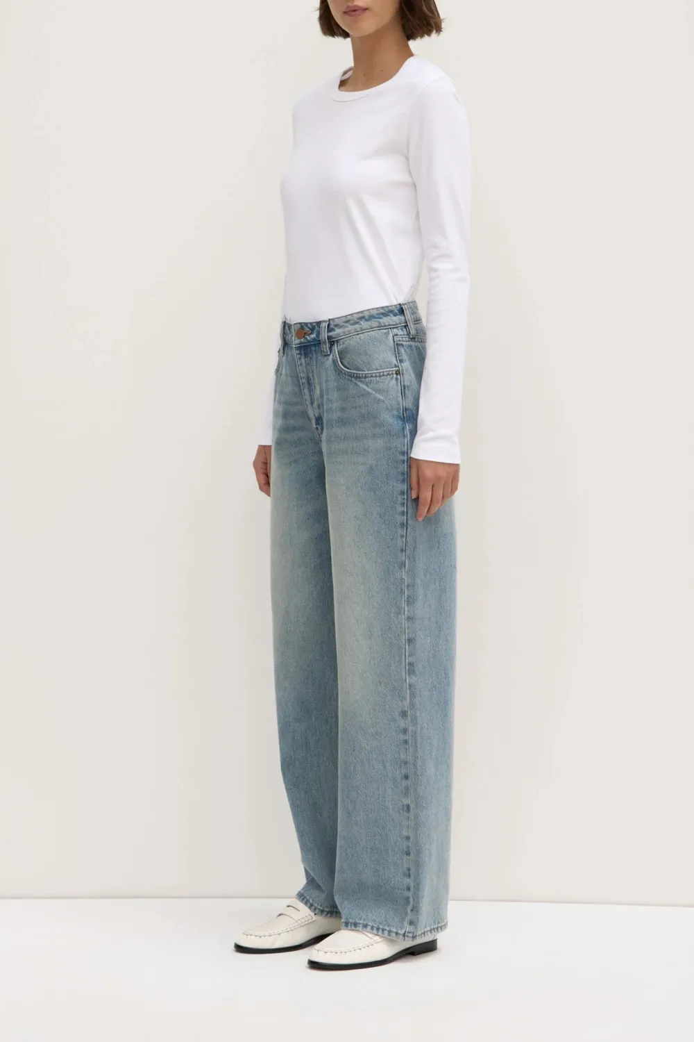 Mid Waist Jeans