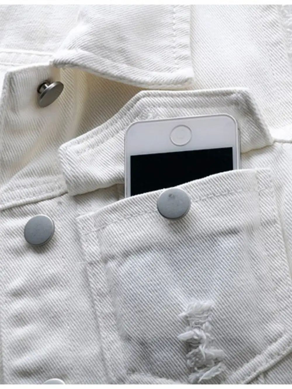 Button-down Raw-hem Sleeveless Denim Jacket