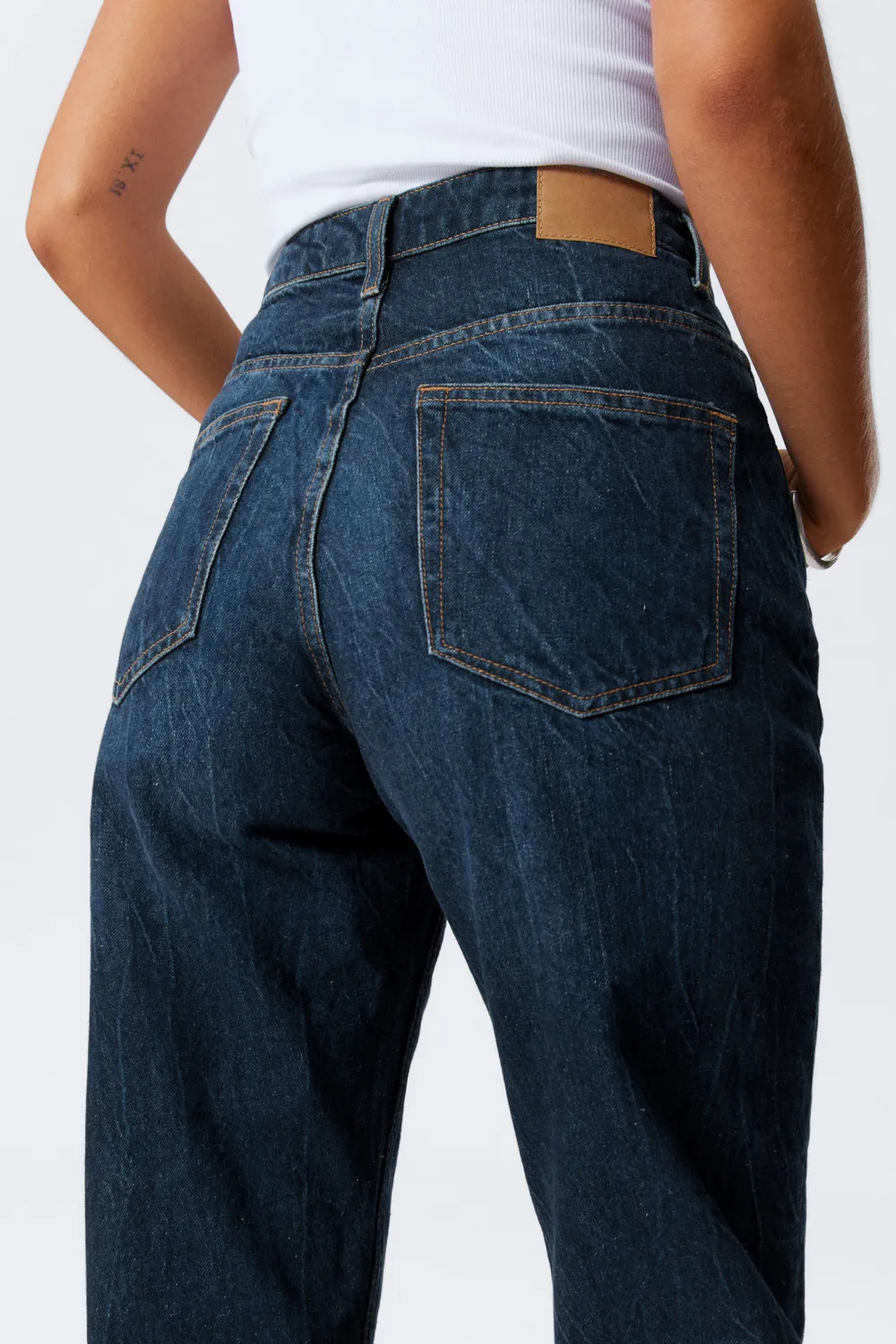 High Rise Jeans With Pockets