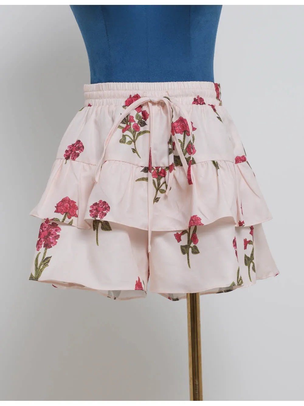 Tiered Ruffle Elastic Waist Shorts