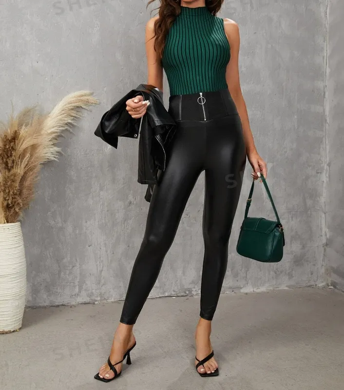 Women's Relaxed Fit Trousers With Clean Drape