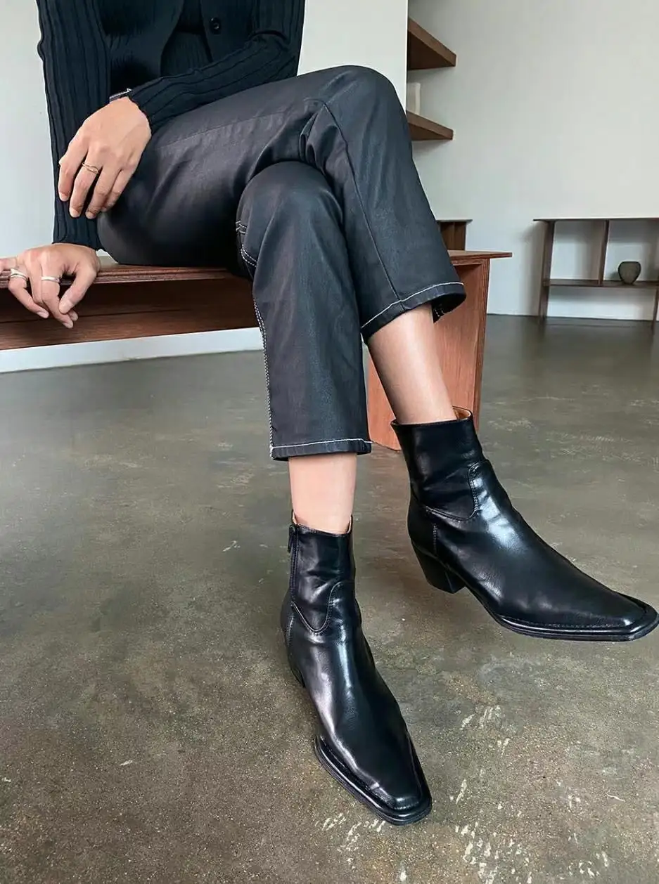 Subtle Flexible Faux Leather Everyday Boots