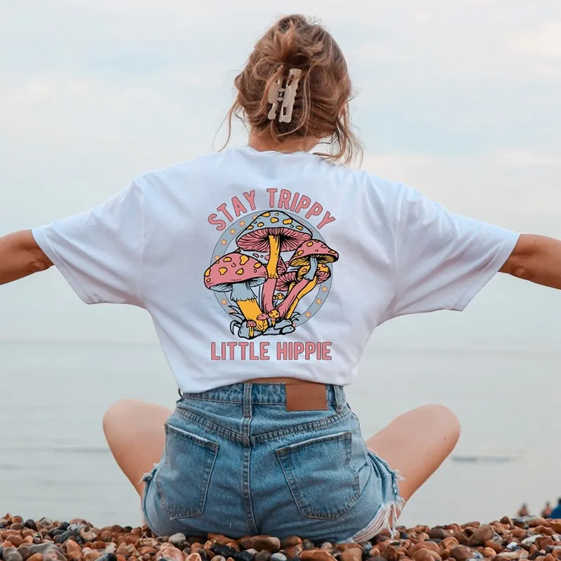 Women's Little Hippie Print Round Neck Short Sleeved T-shirt