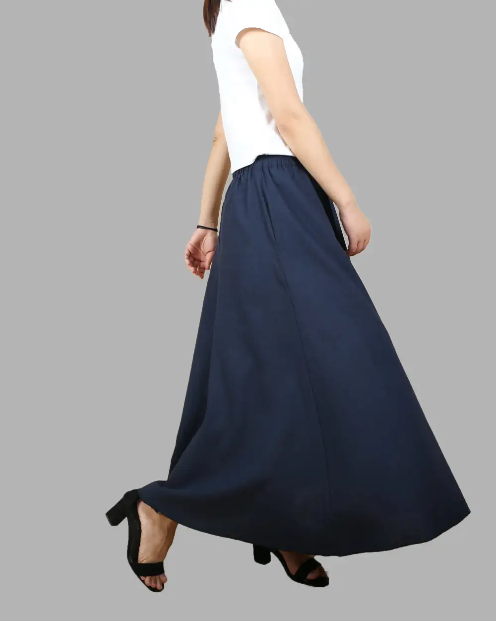 Relaxed Pocketed Linen Flared Maxi Skirt