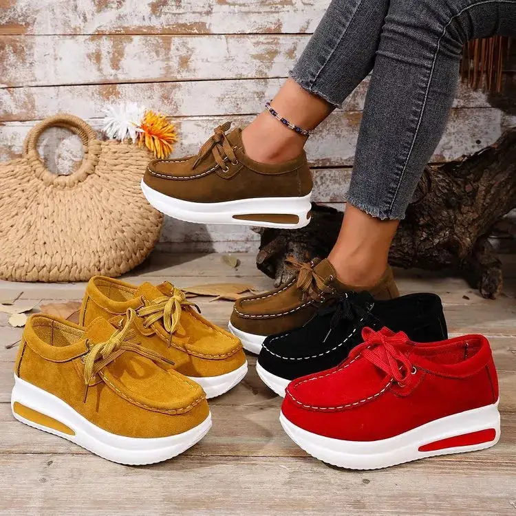 Versatile Round Toe Platform Sneakers