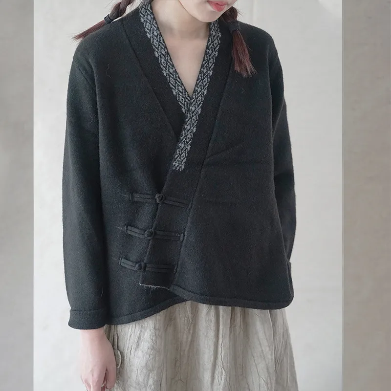 Vintage Neckline Embroidered Knit Cardigan Sweater