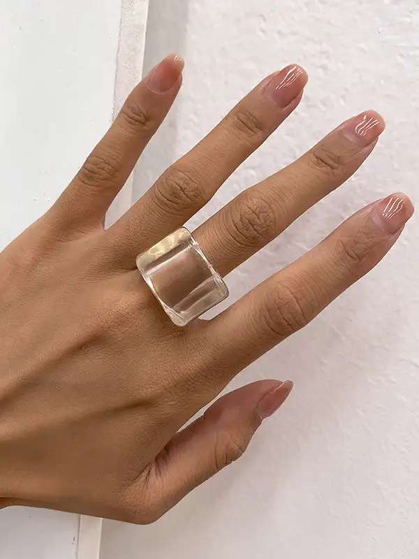 Refined Resin Geometric Ring